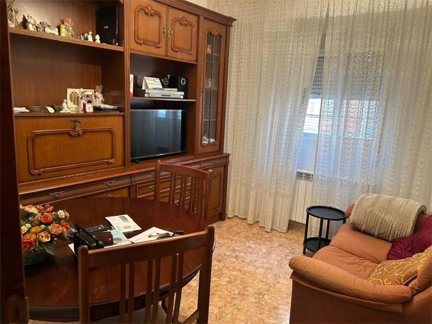 Flat for sale in Calle del Río Ésera, 2, La Almozara Living room of Flat for sale in Zaragoza with Air Conditioner, Heating and Furnished
