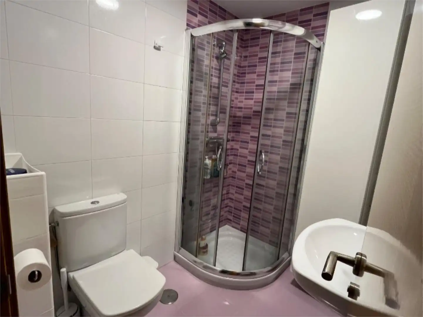 Flat for sale in Lugar Portosin, 7, Porto do Son Bathroom of Flat for sale in Porto do Son with Heating, Terrace and Storage room