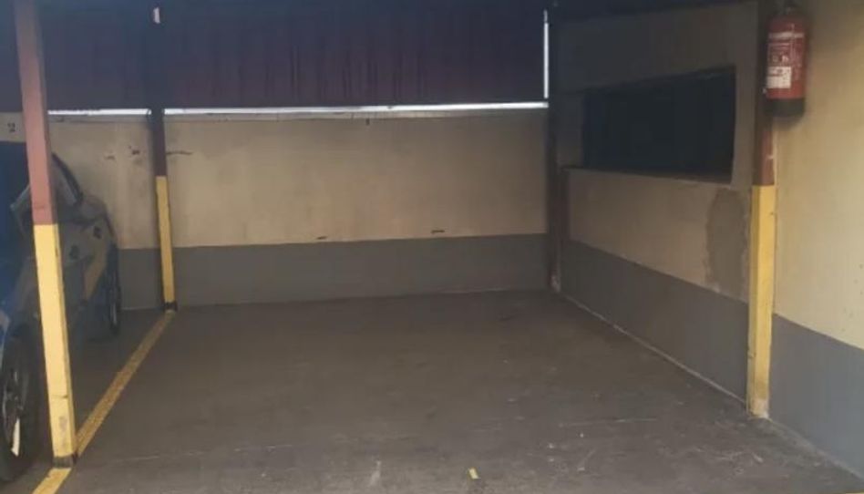 Garaje de alquiler en Calle Caballero de la Rosa, 19, San Millán - Ayuntamiento, Logroño - imagen 1 Foto 1 de Garaje de alquiler en Calle Caballero de la Rosa, 19, San Millán - Ayuntamiento, Logroño