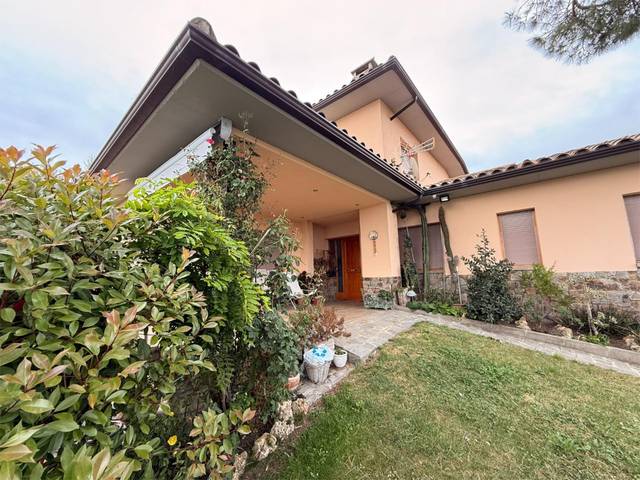 Casa-chalet en Venta en Ronda de la Demunt, 29 en Folgueroles