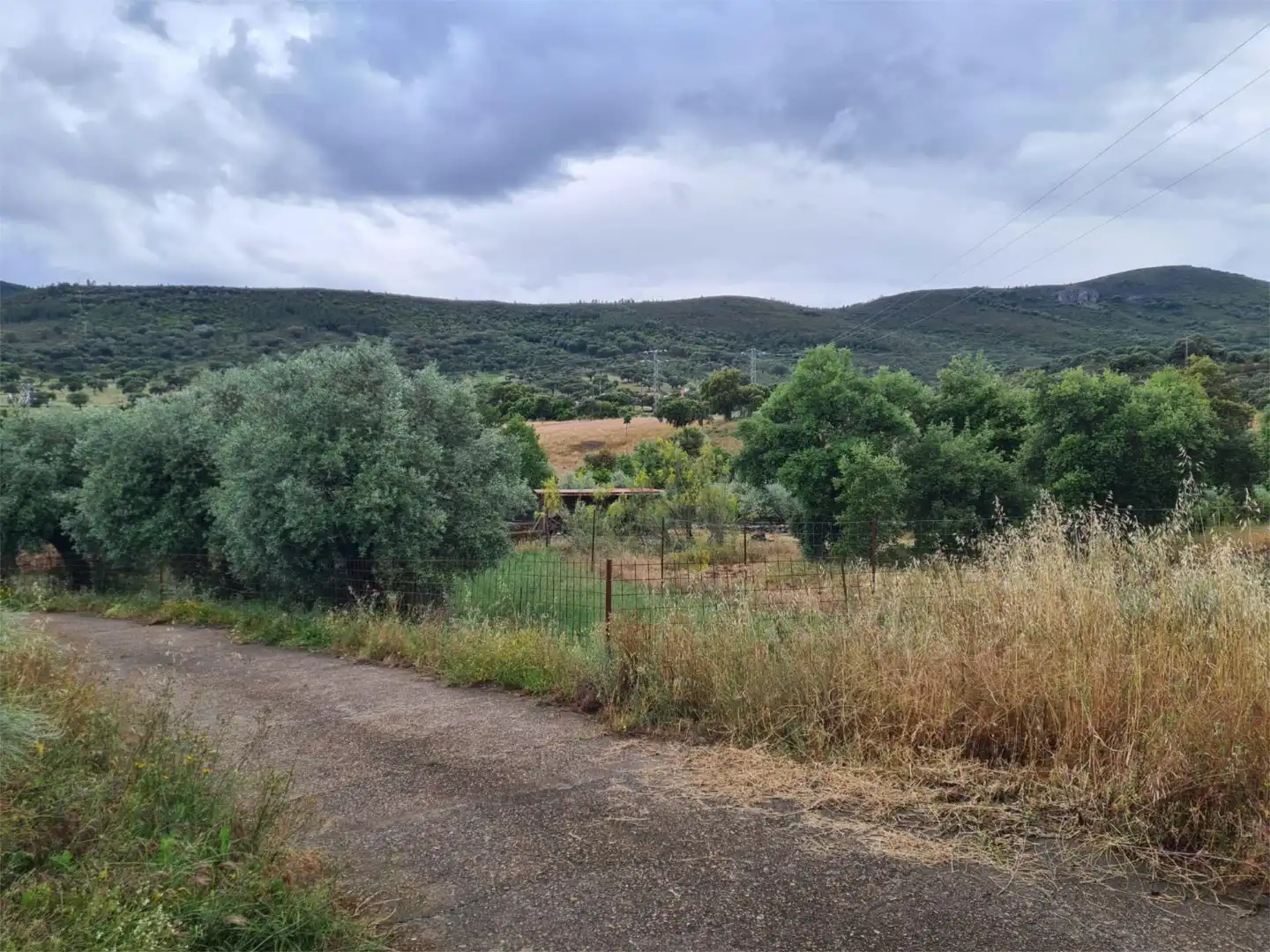 Wohnung zum Verkauf in Valencia de Alcántara mit Privatgarten, Abstellraum und Möbliert