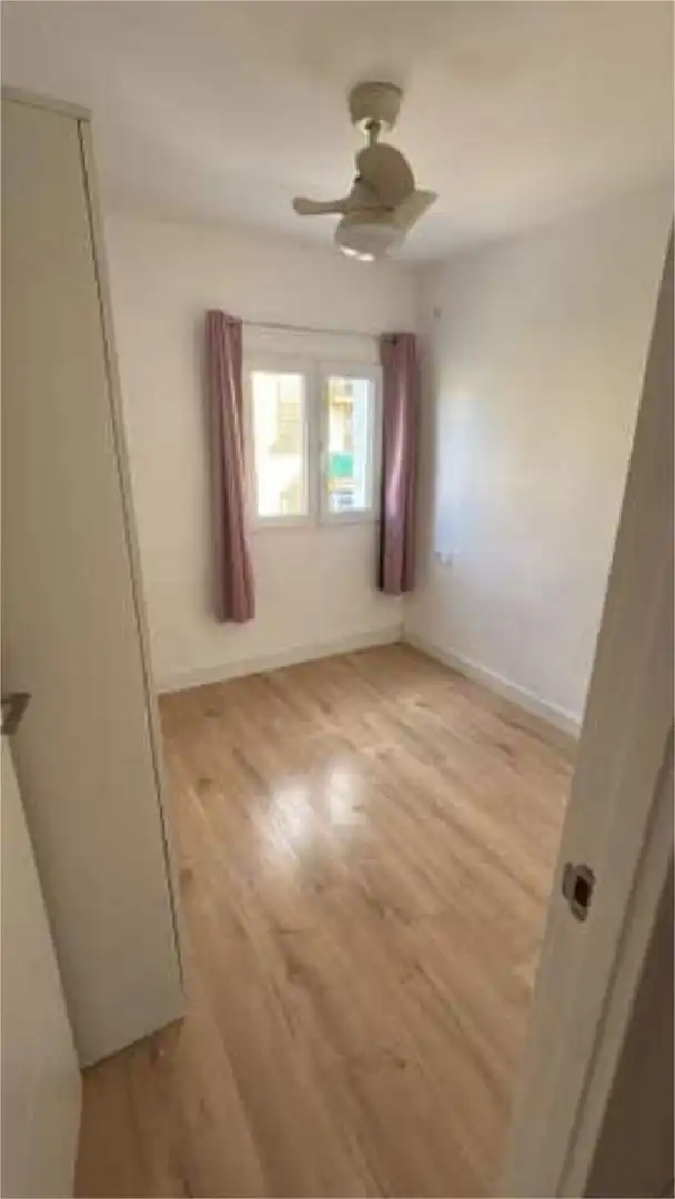 Flat for rent in Centro - Doña Mercedes Bedroom of Flat for rent in Dos Hermanas with Terrace
