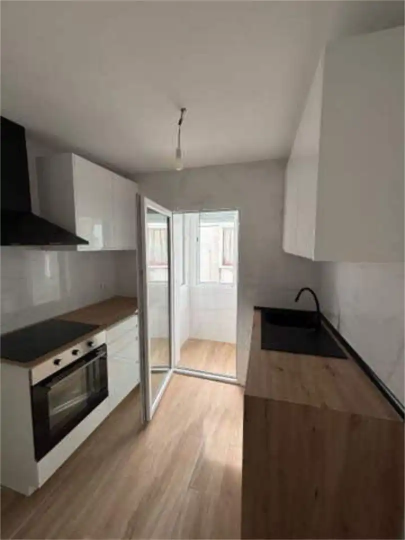 Flat for rent in Centro - Doña Mercedes Kitchen of Flat for rent in Dos Hermanas with Terrace