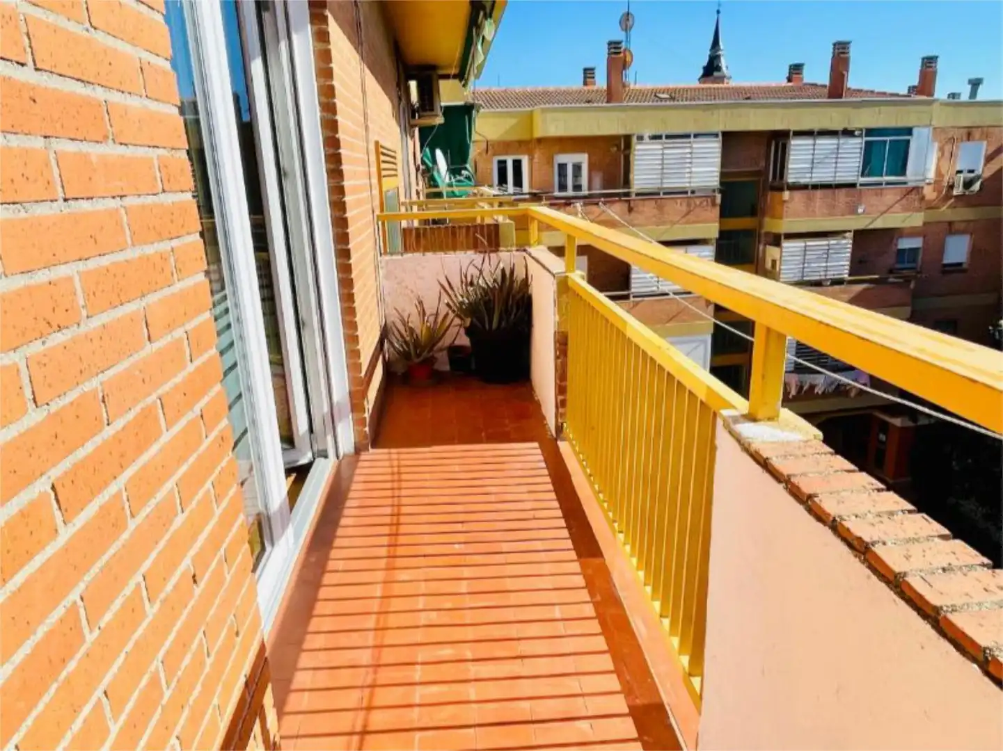 Flat for sale in Calle del Puerto de Lumbreras, 40, Casco Histórico de Vallecas Balcony of Flat for sale in Madrid Capital with Terrace