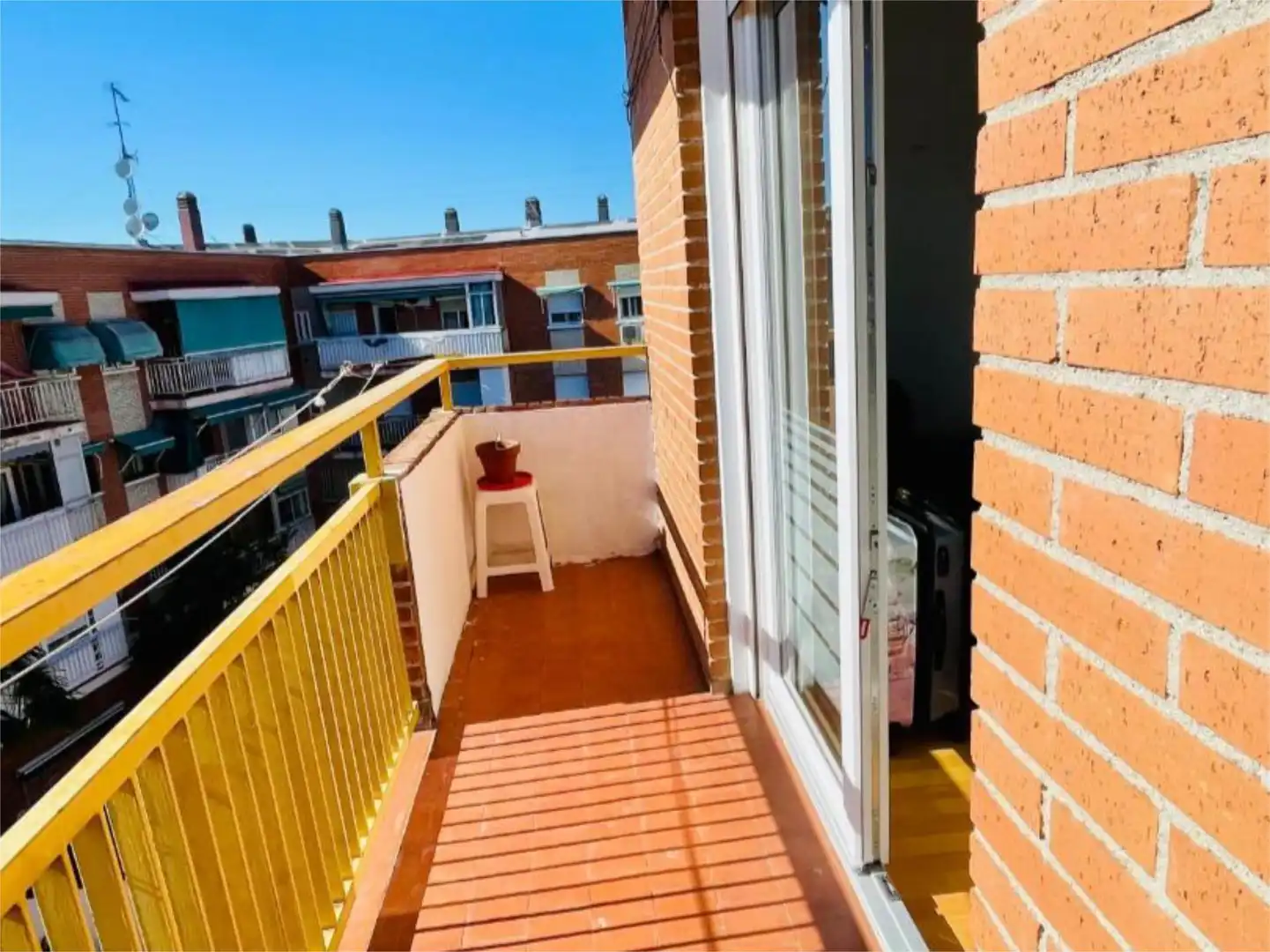 Flat for sale in Calle del Puerto de Lumbreras, 40, Casco Histórico de Vallecas Balcony of Flat for sale in Madrid Capital with Terrace