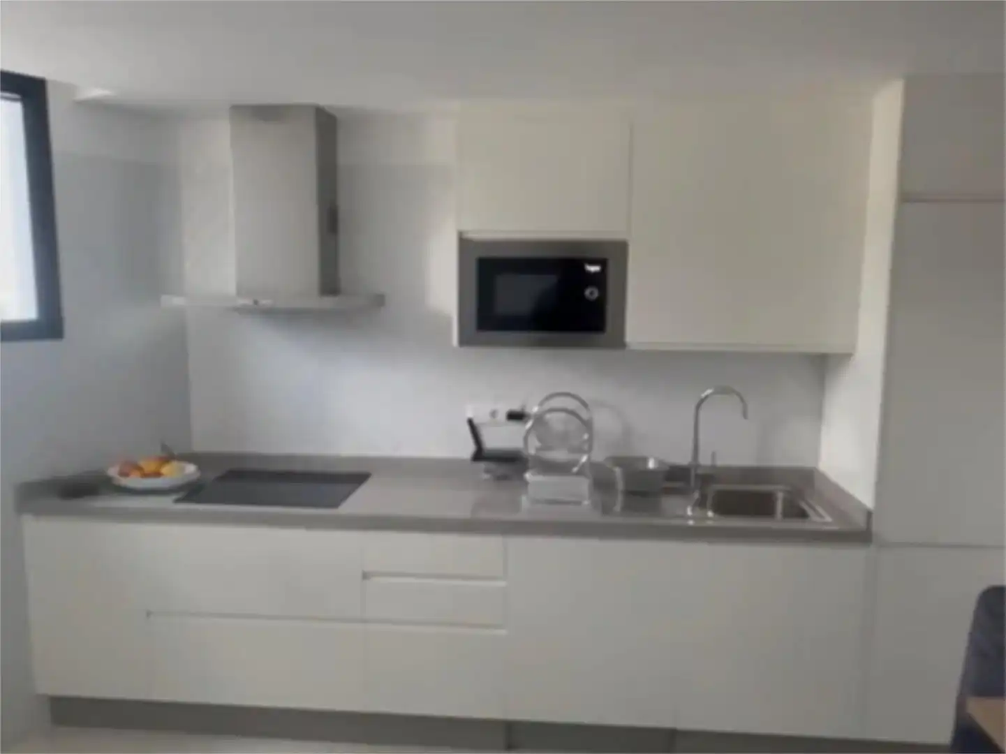 Apartamento de alquiler en Calle el Coronel, 8, Los Cristianos Cocina de Apartamento de alquiler en Arona con Aire acondicionado, Piscina y Amueblado