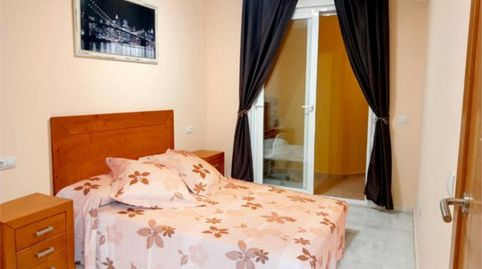 Foto 3 de Piso de alquiler en Puerto Deportivo, Fuengirola