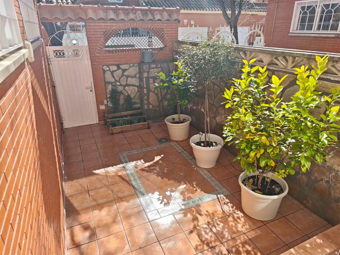 Terrace of Detached homes for sale in Alcalá de Henares  with Air Conditioner and Terrace
