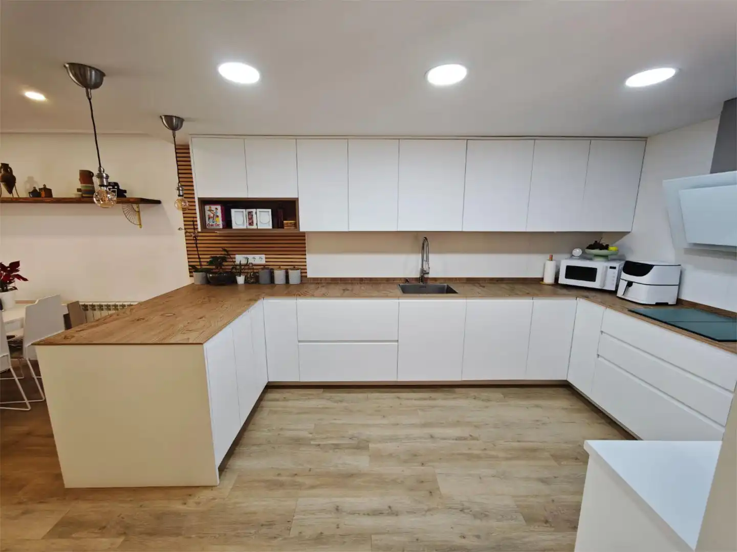 Kitchen of Detached homes for sale in Alcalá de Henares  with Air Conditioner and Terrace