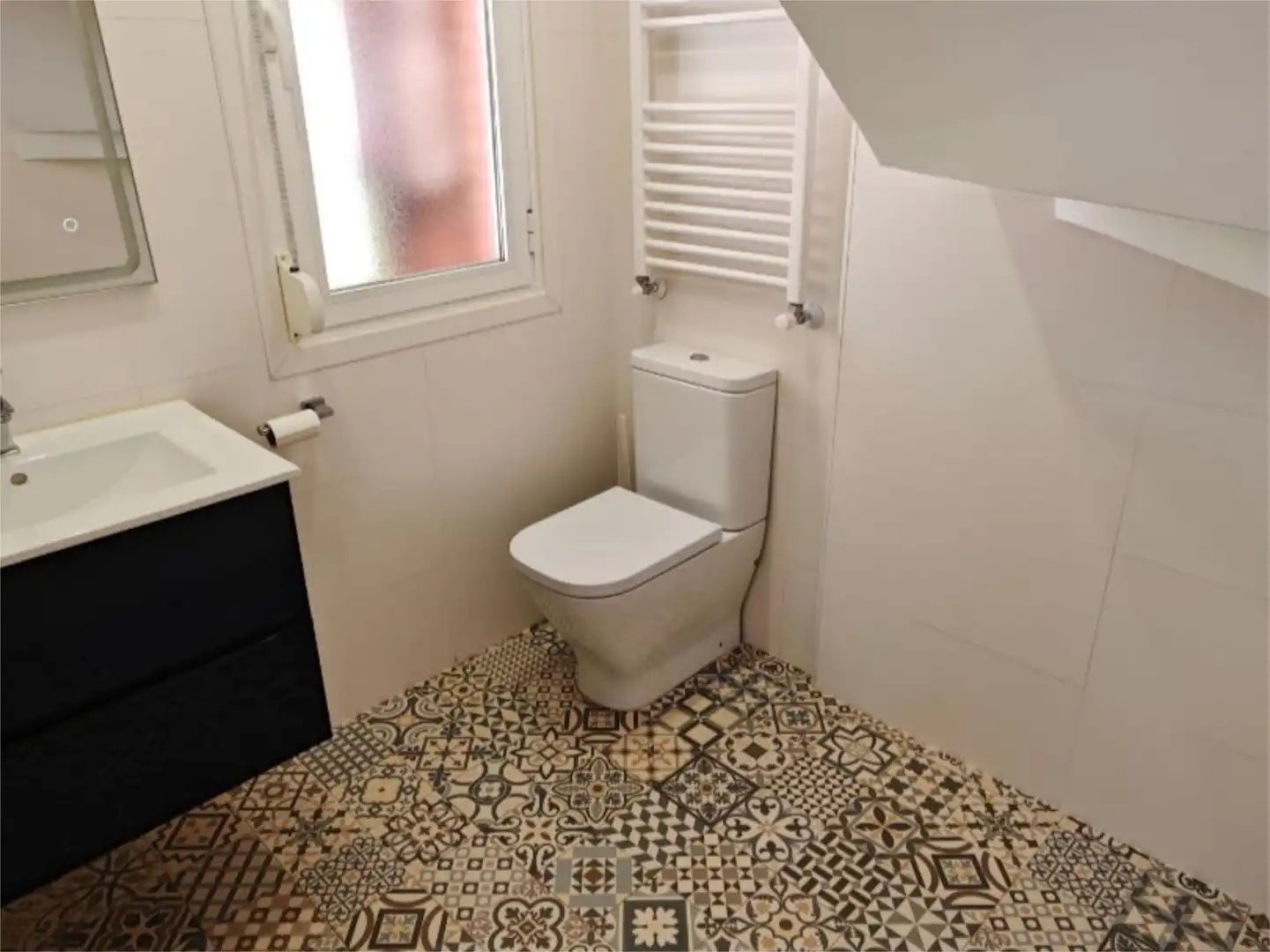 Bathroom of Detached homes for sale in Alcalá de Henares  with Air Conditioner and Terrace