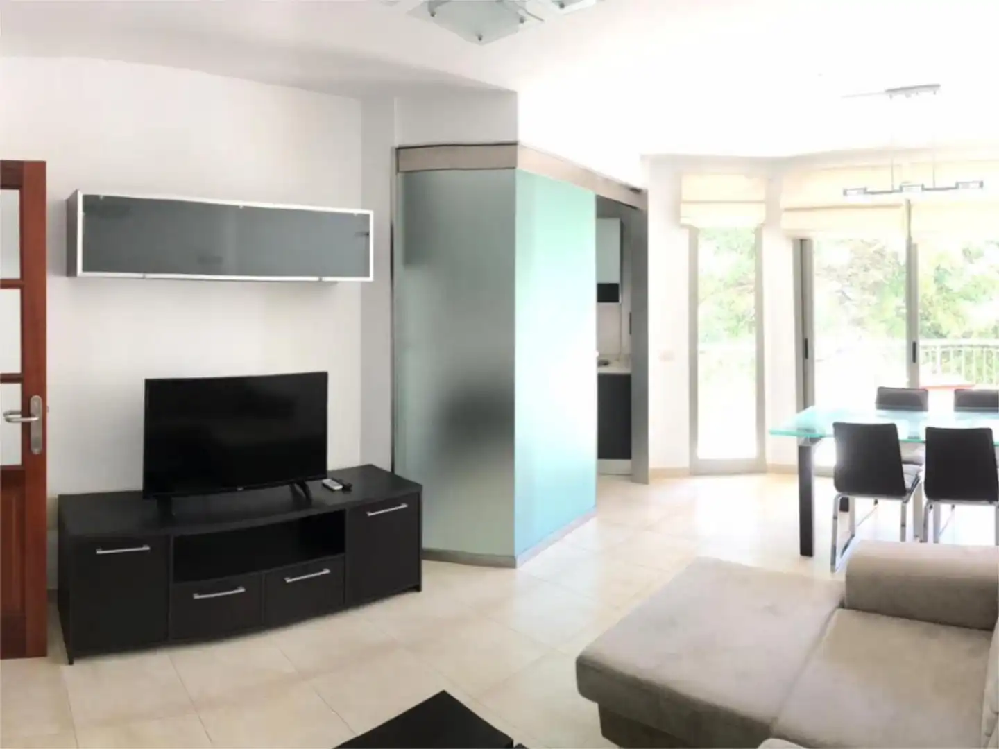 Living room of Flat for rent in  Santa Cruz de Tenerife Capital  with Air Conditioner and Balcony