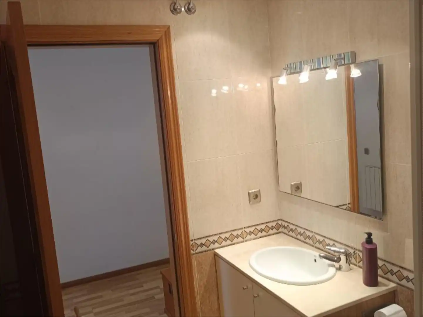Wohnung zur Miete in Carrer de la Torreta, 1, Sant Pere de Ribes Badezimmer von Wohnung zur Miete in Sant Pere de Ribes mit Klimaanlage und Terrasse
