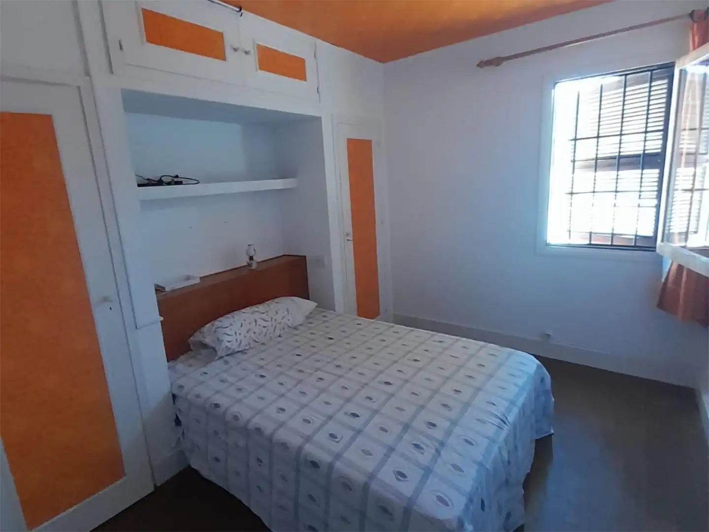 Schlafzimmer von Einfamilien-Reihenhaus zum Verkauf in Mazarrón mit Klimaanlage, Heizung und Privatgarten
