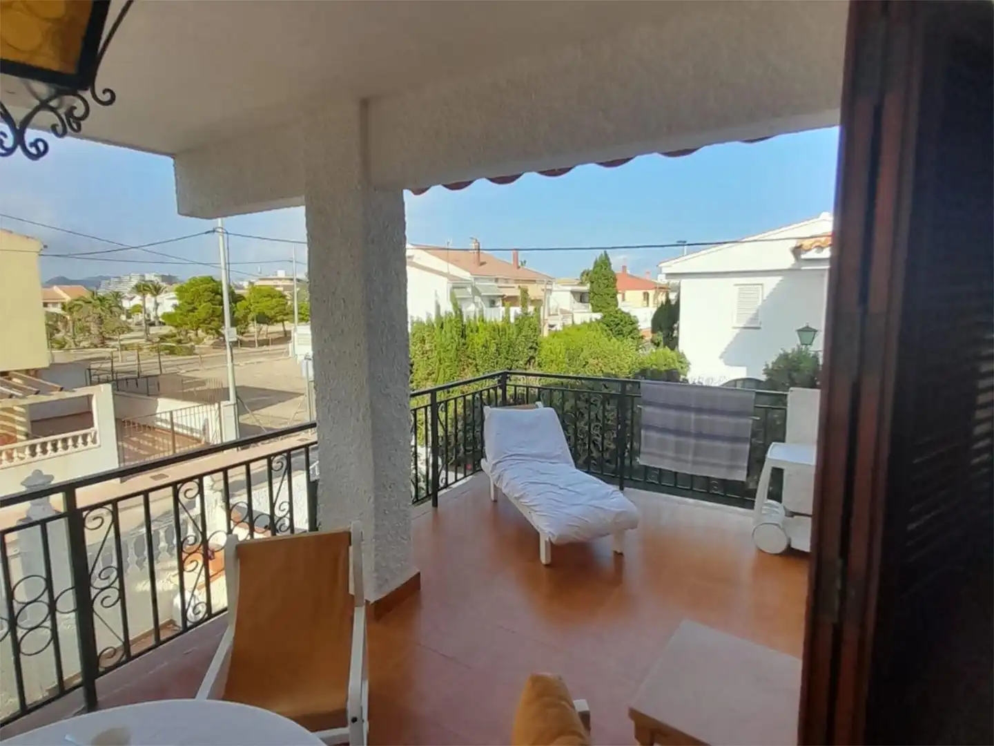 Terrasse von Einfamilien-Reihenhaus zum Verkauf in Mazarrón mit Klimaanlage, Heizung und Privatgarten