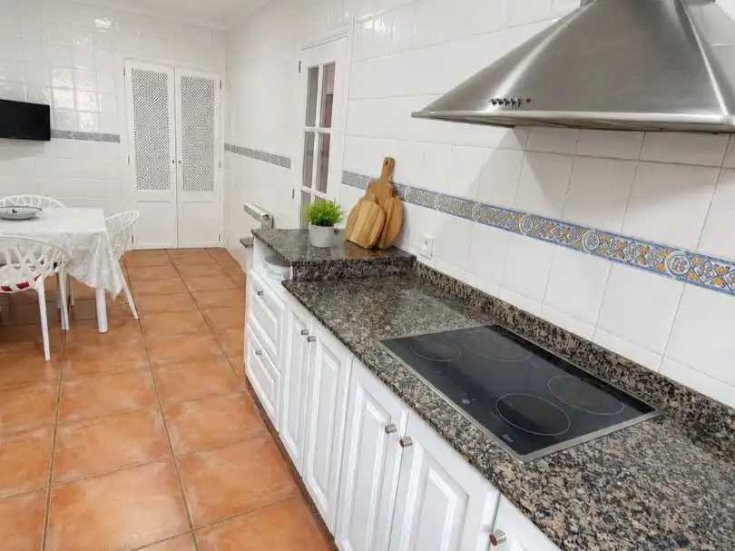 Casa adosada en venta en Carrer Sant Antoni Abat, 8, Consell Cocina de Casa adosada en venta en Consell con Aire acondicionado, Terraza y Balcón