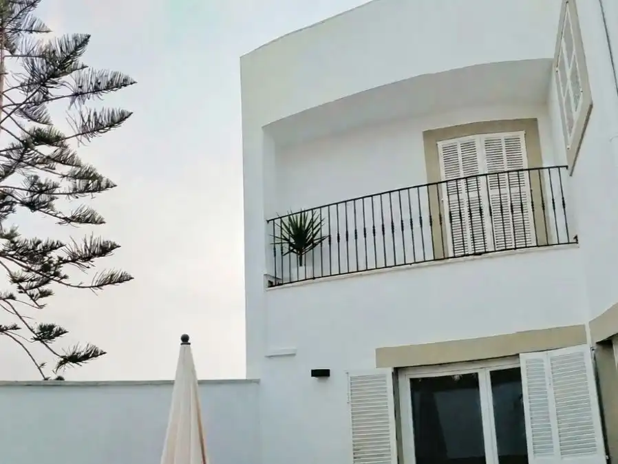 Casa adosada en venta en Carrer Sant Antoni Abat, 8, Consell Vista exterior de Casa adosada en venta en Consell con Aire acondicionado, Terraza y Balcón