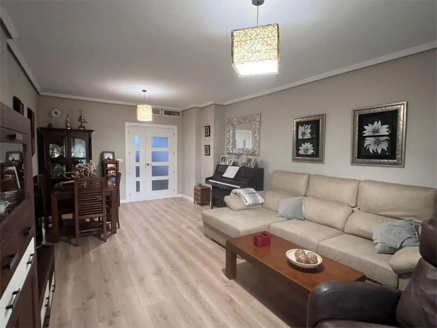 Living room of Flat for sale in Lucena  with Air Conditioner, Terrace and Swimming Pool