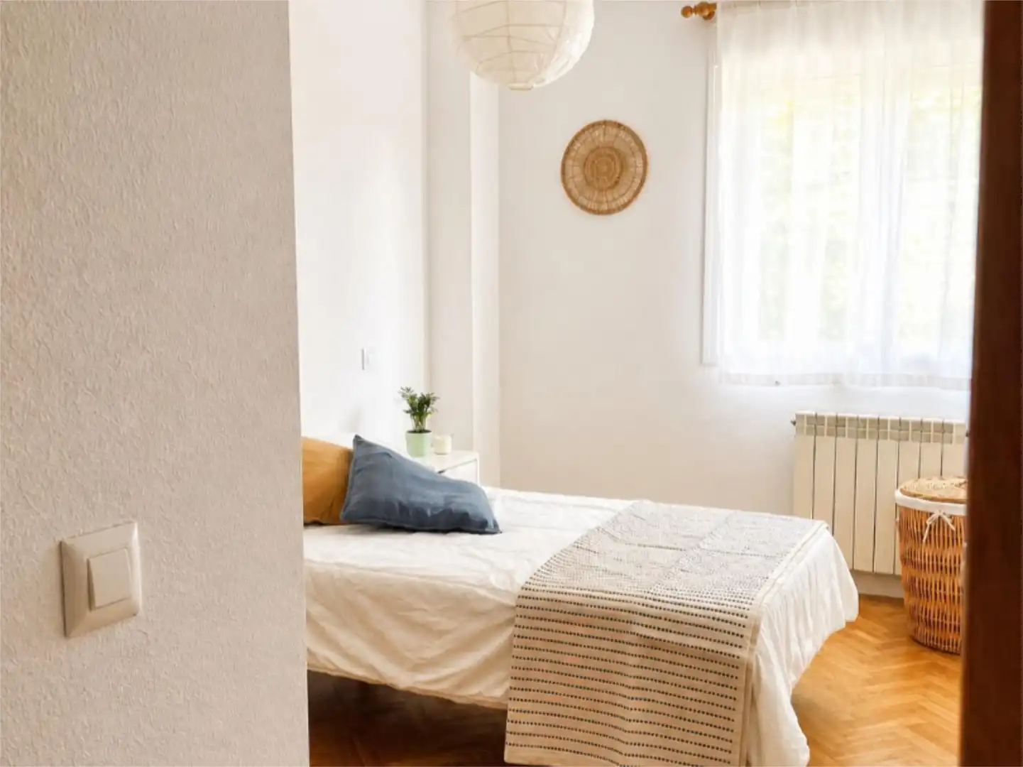Piso en venta en Calle de Francisco Largo Caballero, 58, Norte Habitación de Piso en venta en Alcobendas con Terraza y Piscina