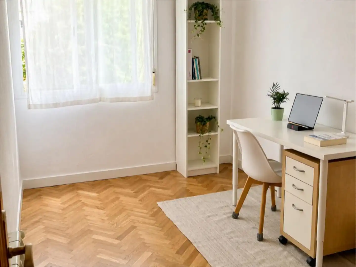 Piso en venta en Calle de Francisco Largo Caballero, 58, Norte Comedor de Piso en venta en Alcobendas con Terraza y Piscina