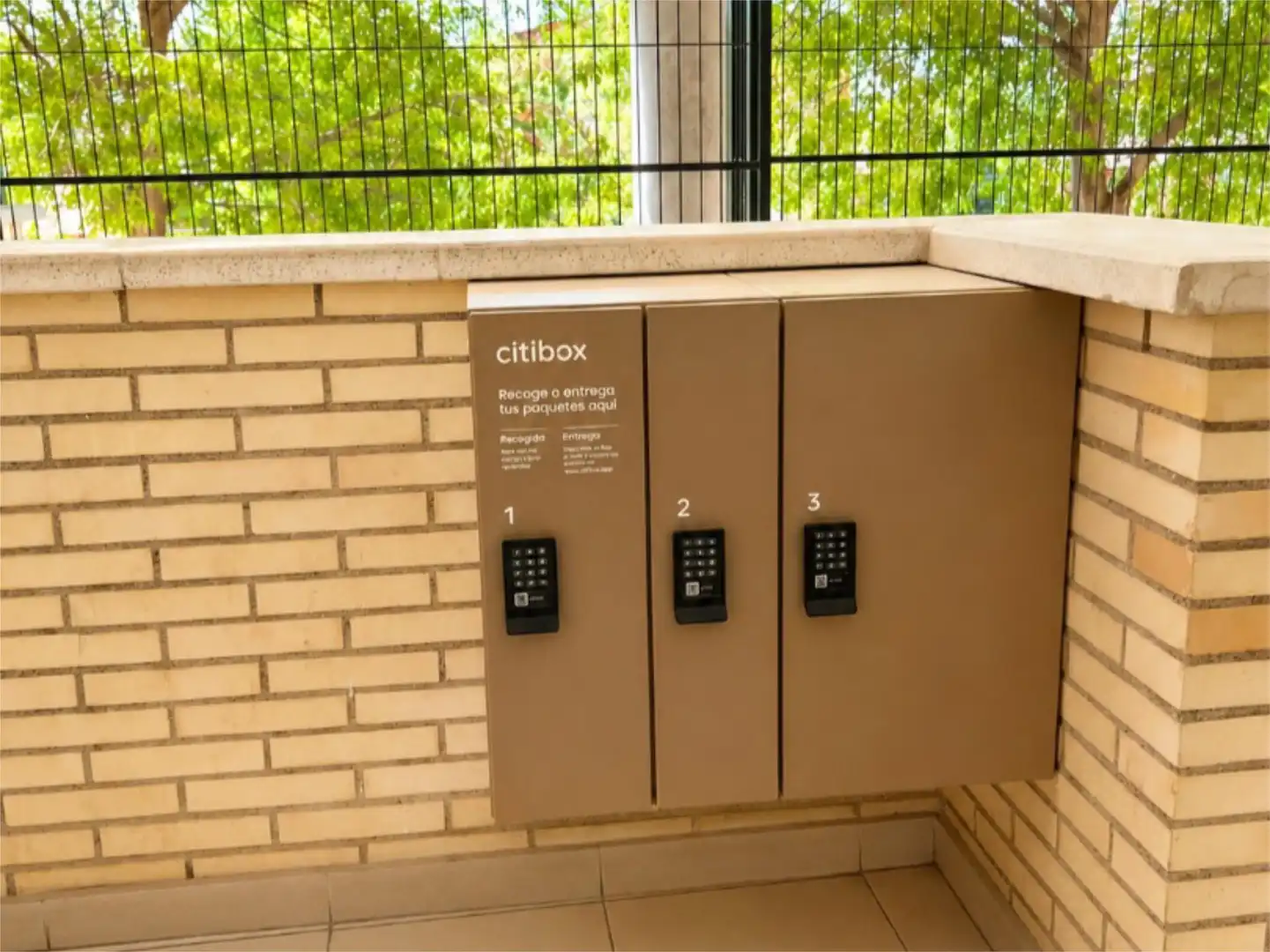 Piso en venta en Calle de Francisco Largo Caballero, 58, Norte Parking de Piso en venta en Alcobendas con Terraza y Piscina