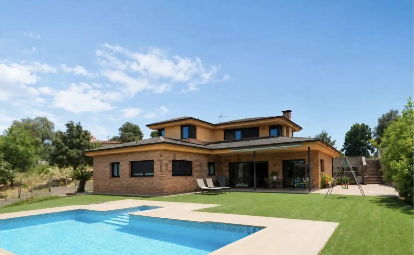 Houses for sale in Carrer D'ausiàs March, 7, Lliçà de Vall Garden of Houses for sale in Lliçà de Vall with Air Conditioner, Terrace and Swimming Pool
