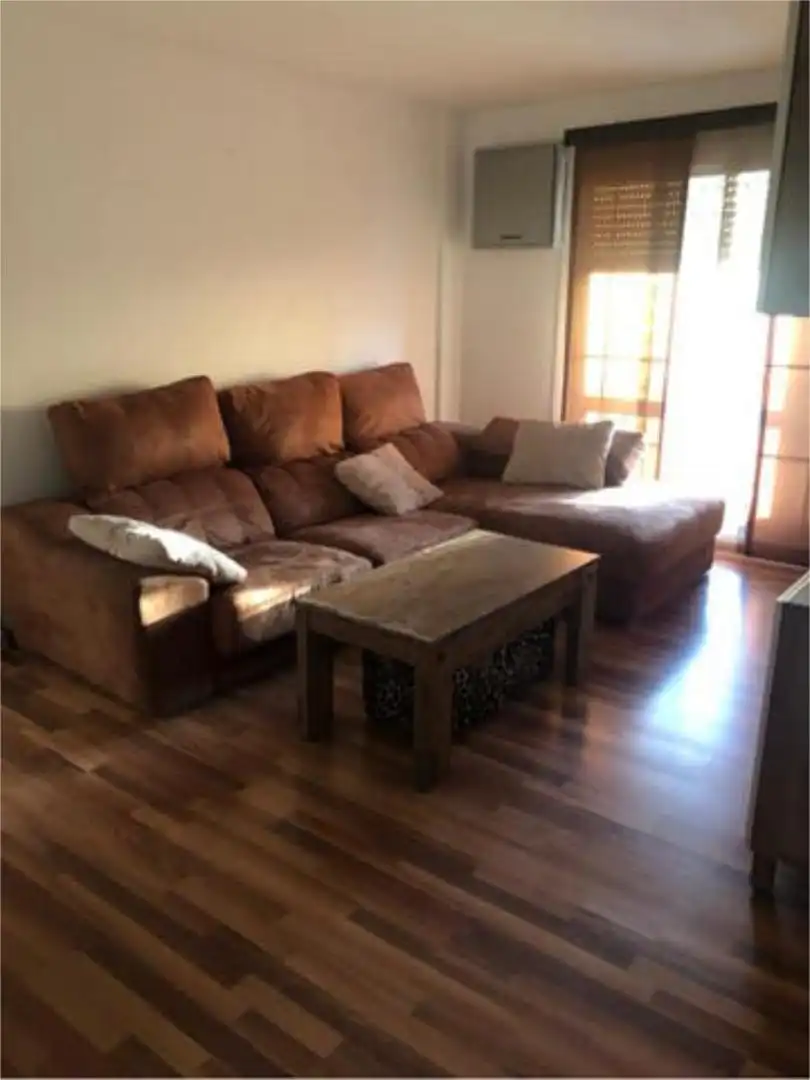 Sala de estar de Piso en venta en Bormujos con Calefacción, Terraza y Amueblado