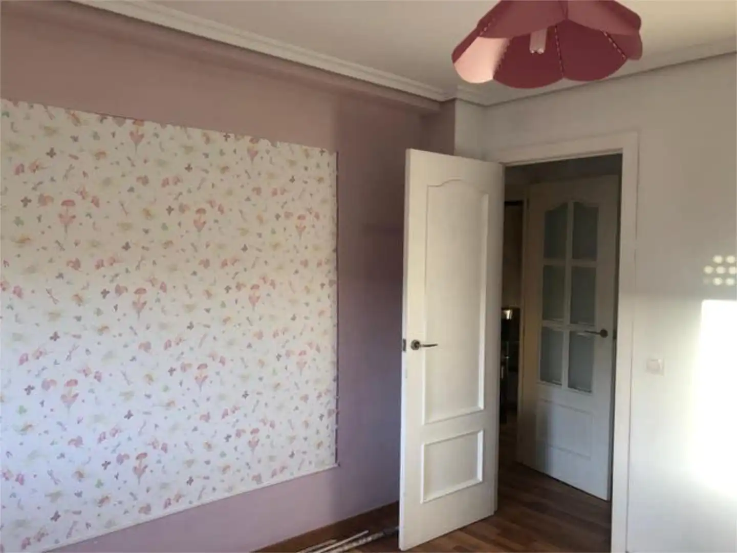 Habitación de Piso en venta en Bormujos con Calefacción, Terraza y Amueblado