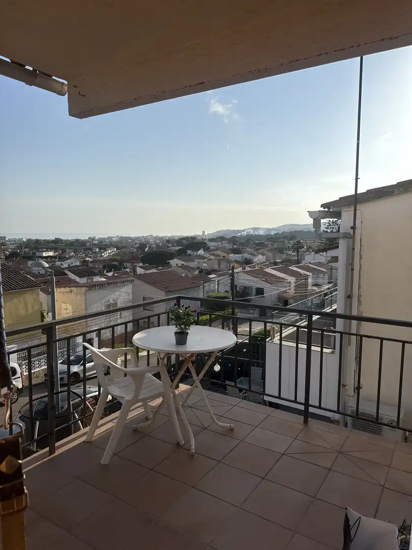 Casa o chalet de alquiler en Carrer Sorolla, 17, Pinemar Terraza de Casa o chalet de alquiler en Pineda de Mar con Aire acondicionado, Calefacción y Trastero