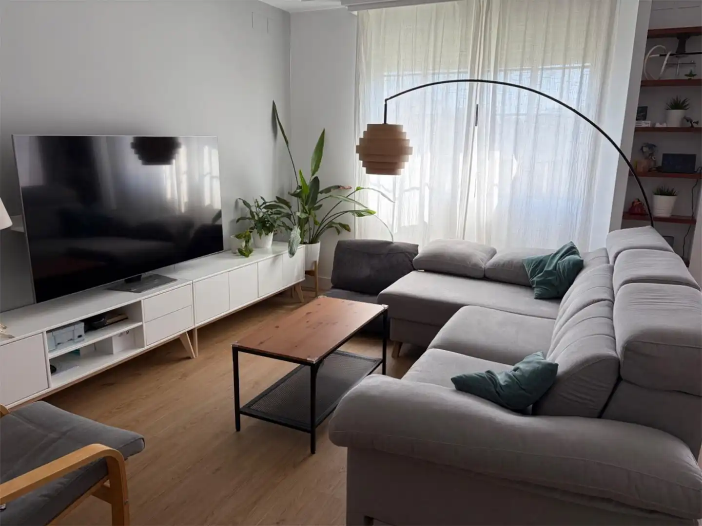 Piso en venta en Plaza Pío XII, 2, Madre de Dios Sala de estar de Piso en venta en Jerez de la Frontera con Aire acondicionado, Calefacción y Terraza