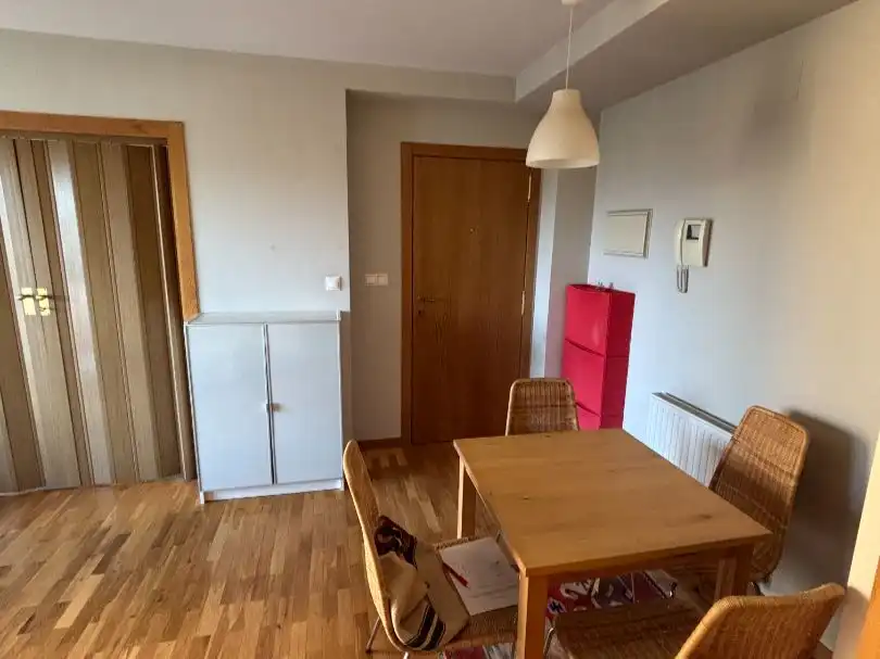 Flat for rent in Rúa Pablo Picasso, Acea de Ama - O Burgo Dining room of Flat for rent in Culleredo with Heating, Parquet flooring and Storage room