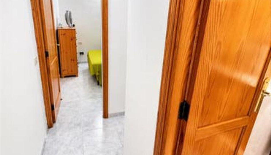 Apartamento de alquiler en Santa Catalina - Canteras, Las Palmas de Gran Canaria - imagen 1 Foto 1 de Apartamento de alquiler en Santa Catalina - Canteras, Las Palmas de Gran Canaria
