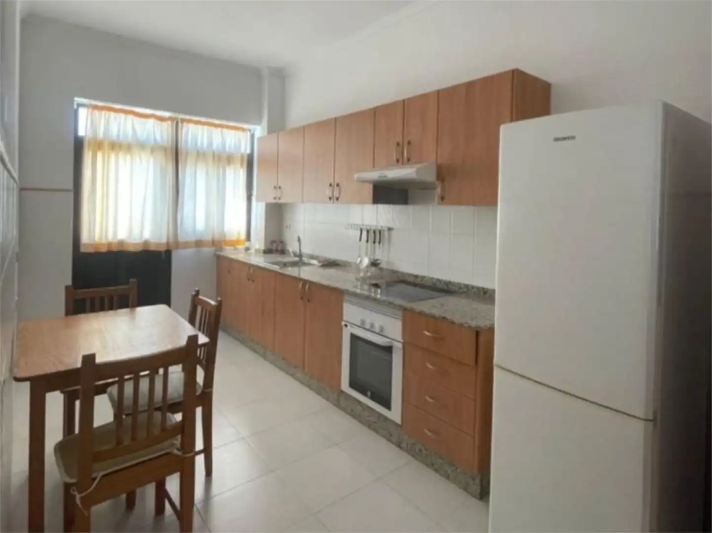 Cocina de Piso de alquiler en Arrecife con Terraza, Amueblado y Balcón
