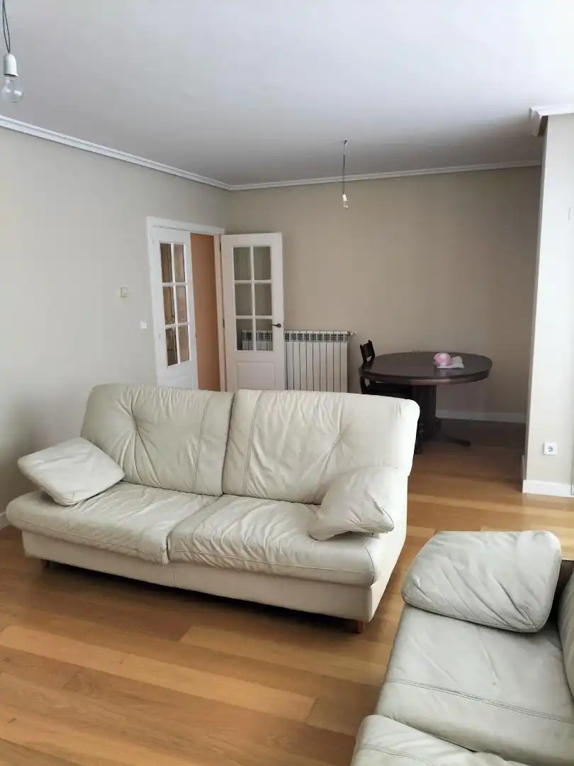 Sala de estar de Piso en venta en Soria Capital  con Calefacción, Parquet y Trastero
