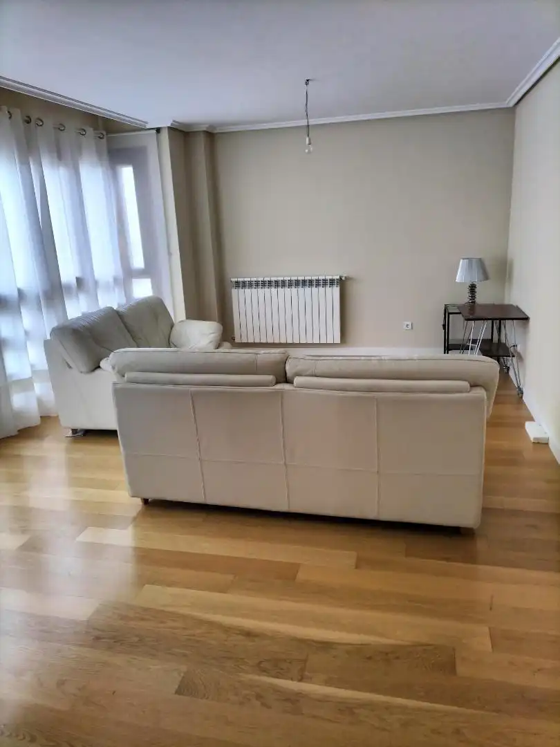 Sala de estar de Piso en venta en Soria Capital  con Calefacción, Parquet y Trastero
