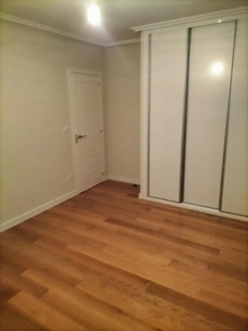 Habitación de Piso en venta en Soria Capital  con Calefacción, Parquet y Trastero