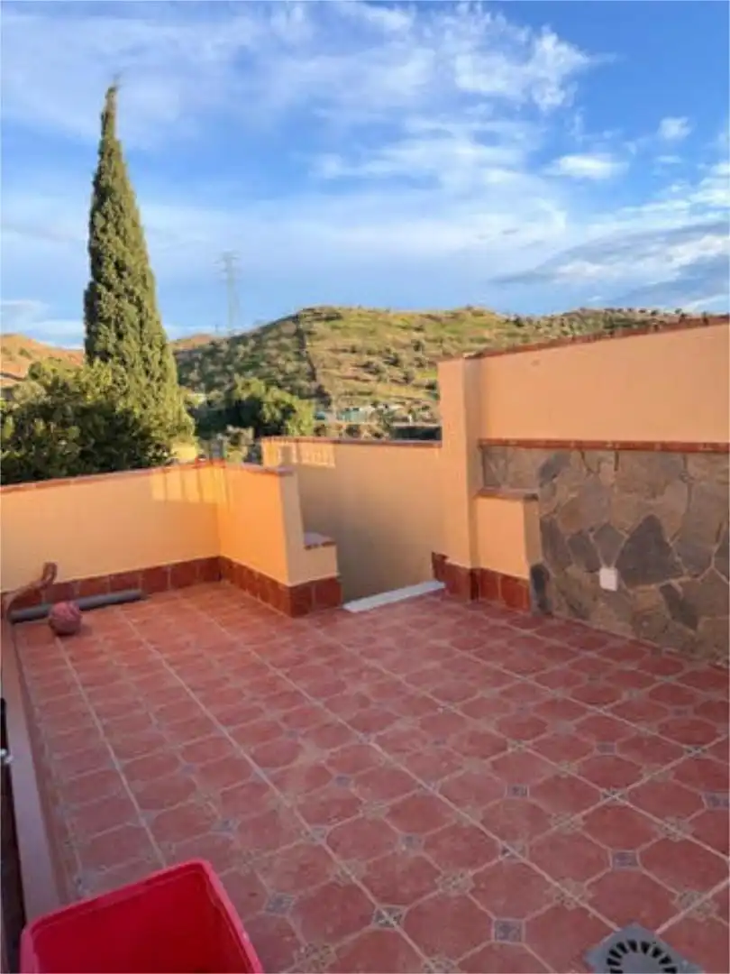Casa o xalet en venda a Fuente Alegre - El Chaparral - Los Morales Terrassa de Casa o xalet en venda en Málaga amb Jardí privat, Terrassa i Traster