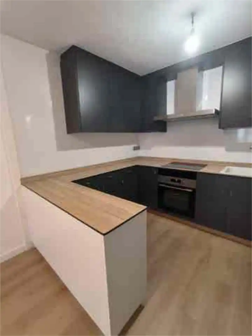 Kitchen of Flat for sale in Vilagarcía de Arousa  with Heating, Terrace and Storage room
