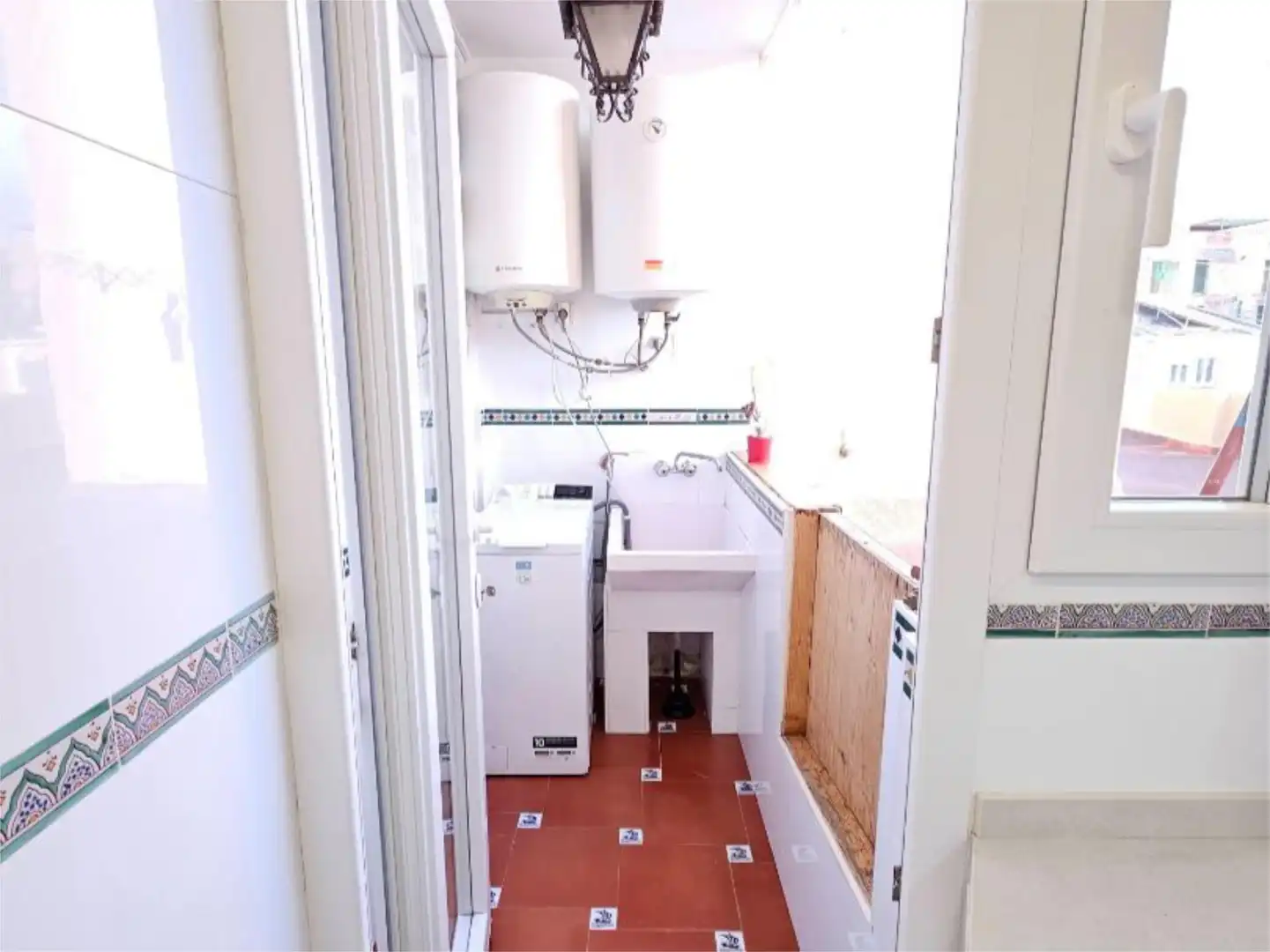 Kitchen of Flat for rent in Granada  with Air Conditioner, Heating and Parquet flooring