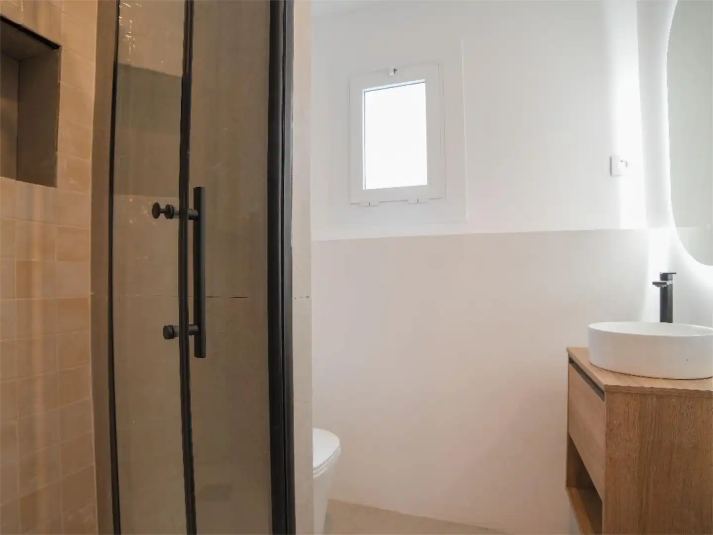Piso en venta en Carrer del Bruc, 13, Esplugues de Llobregat Baño de Piso en venta en Esplugues de Llobregat con Aire acondicionado y Balcón