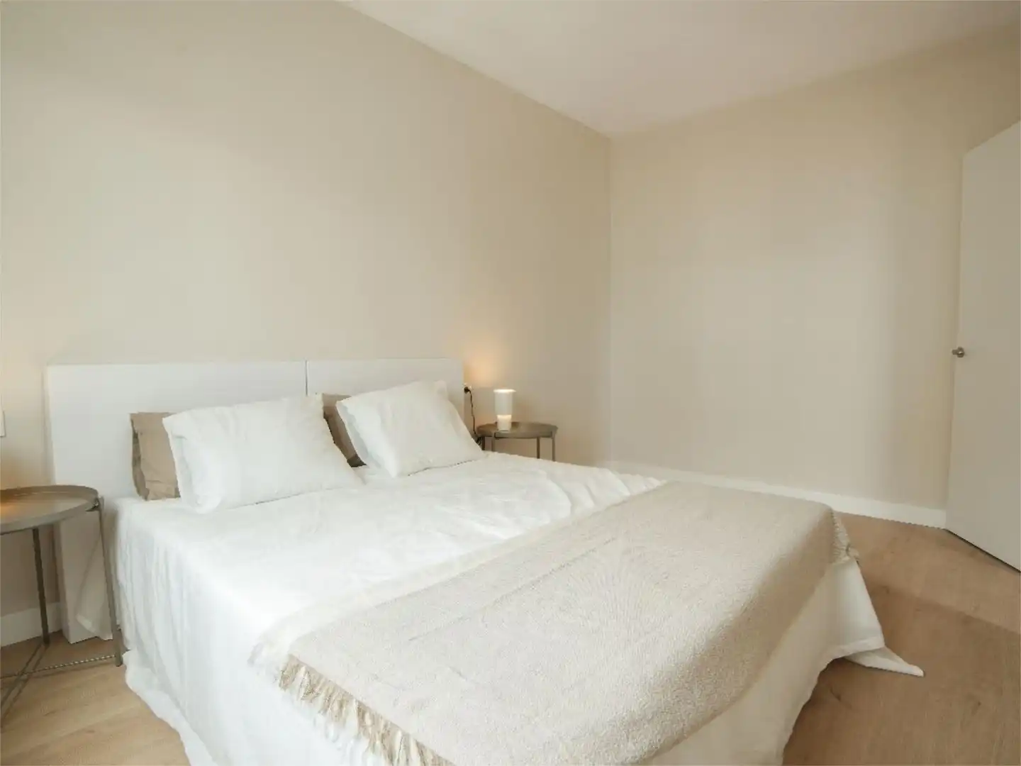 Piso en venta en Carrer del Bruc, 13, Esplugues de Llobregat Habitación de Piso en venta en Esplugues de Llobregat con Aire acondicionado y Balcón
