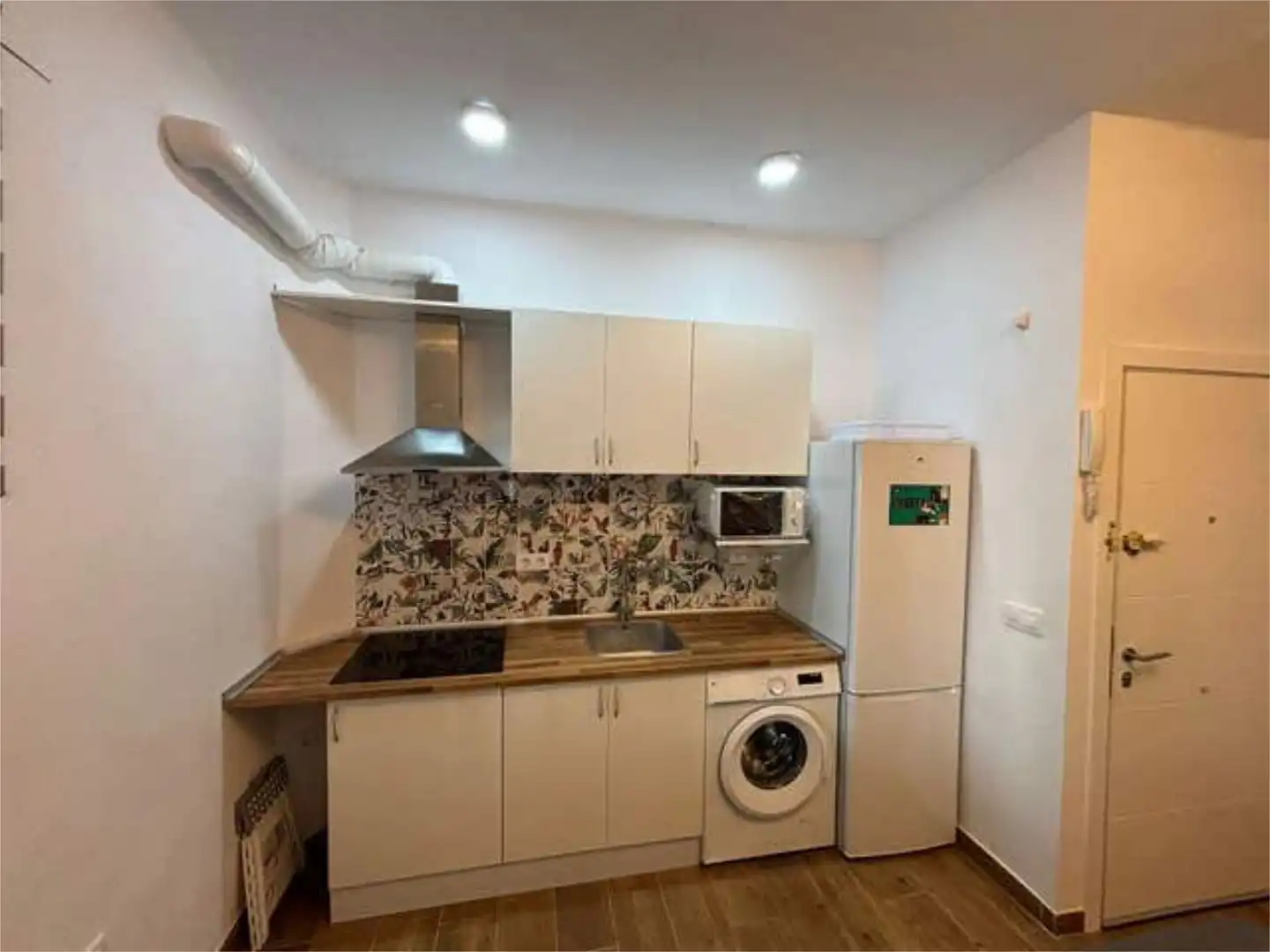 Piso de alquiler en Palma del Río Cocina de Piso de alquiler en Palma del Río con Terraza, Trastero y Amueblado