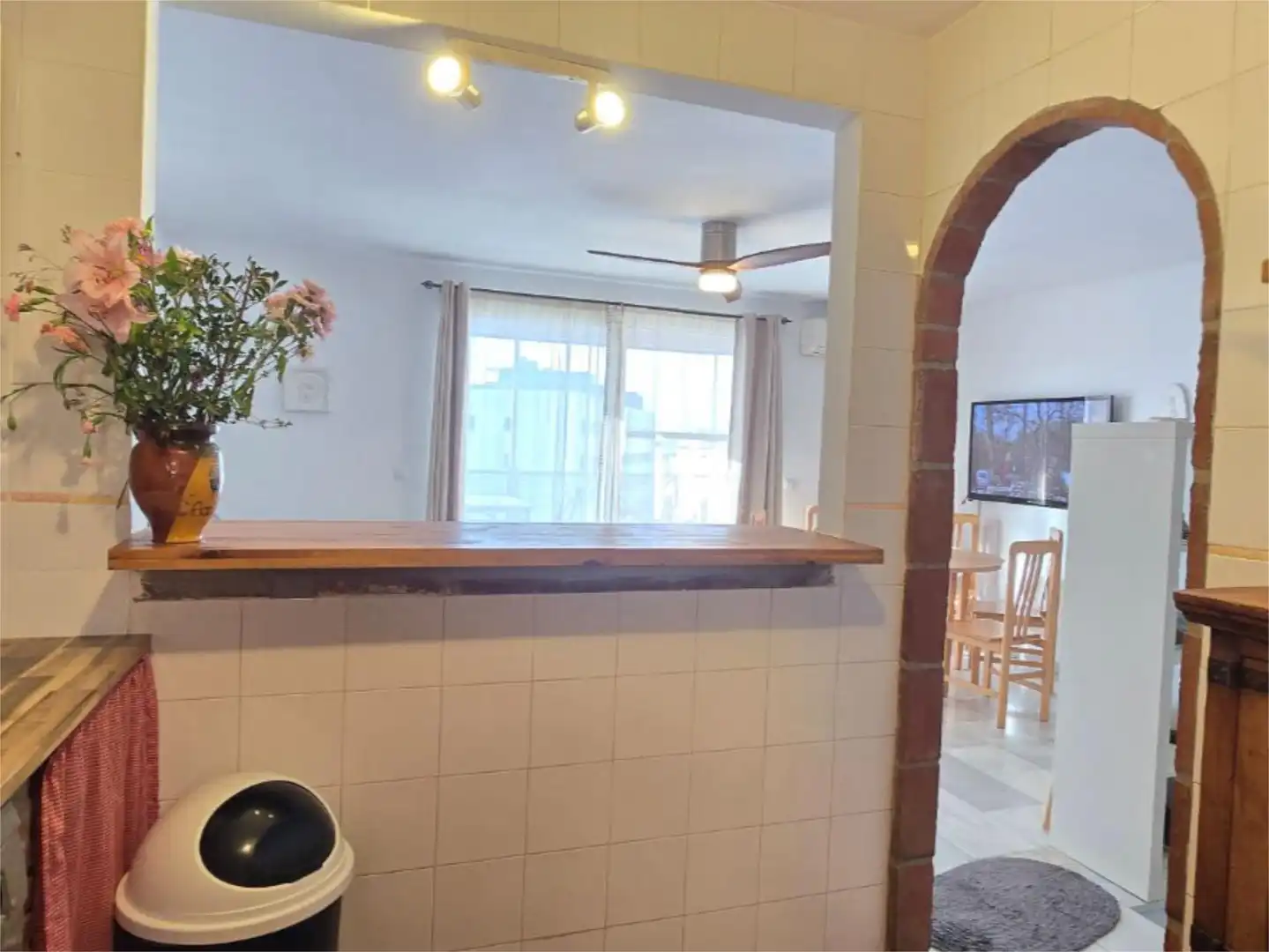 Cocina de Dúplex de alquiler en Estepona con Aire acondicionado, Calefacción y Amueblado