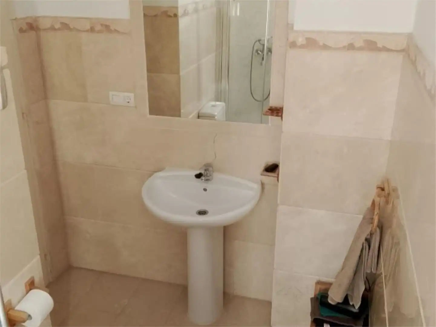 Baño de Dúplex de alquiler en Estepona con Aire acondicionado, Calefacción y Amueblado