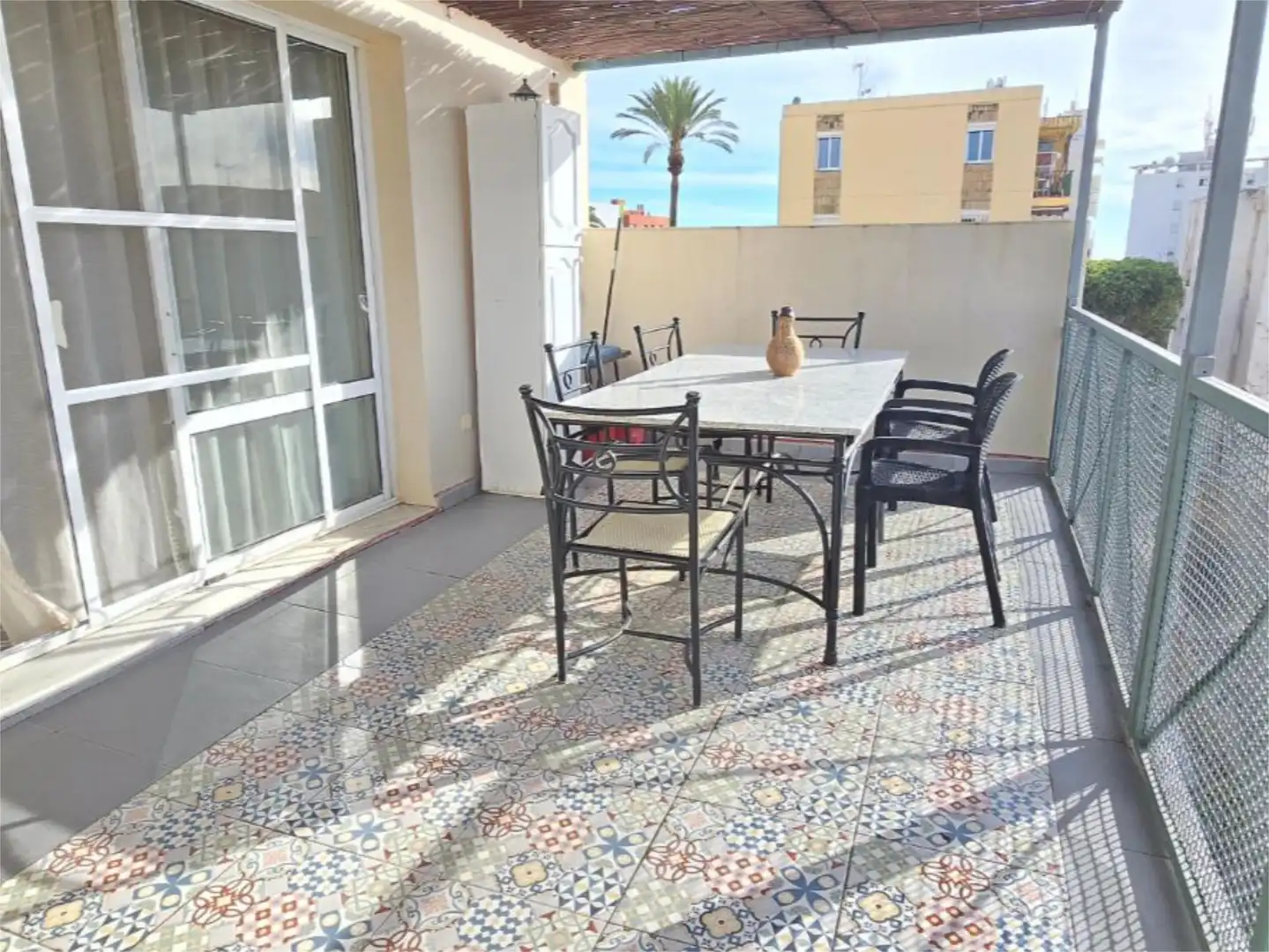 Terraza de Dúplex de alquiler en Estepona con Aire acondicionado, Calefacción y Amueblado