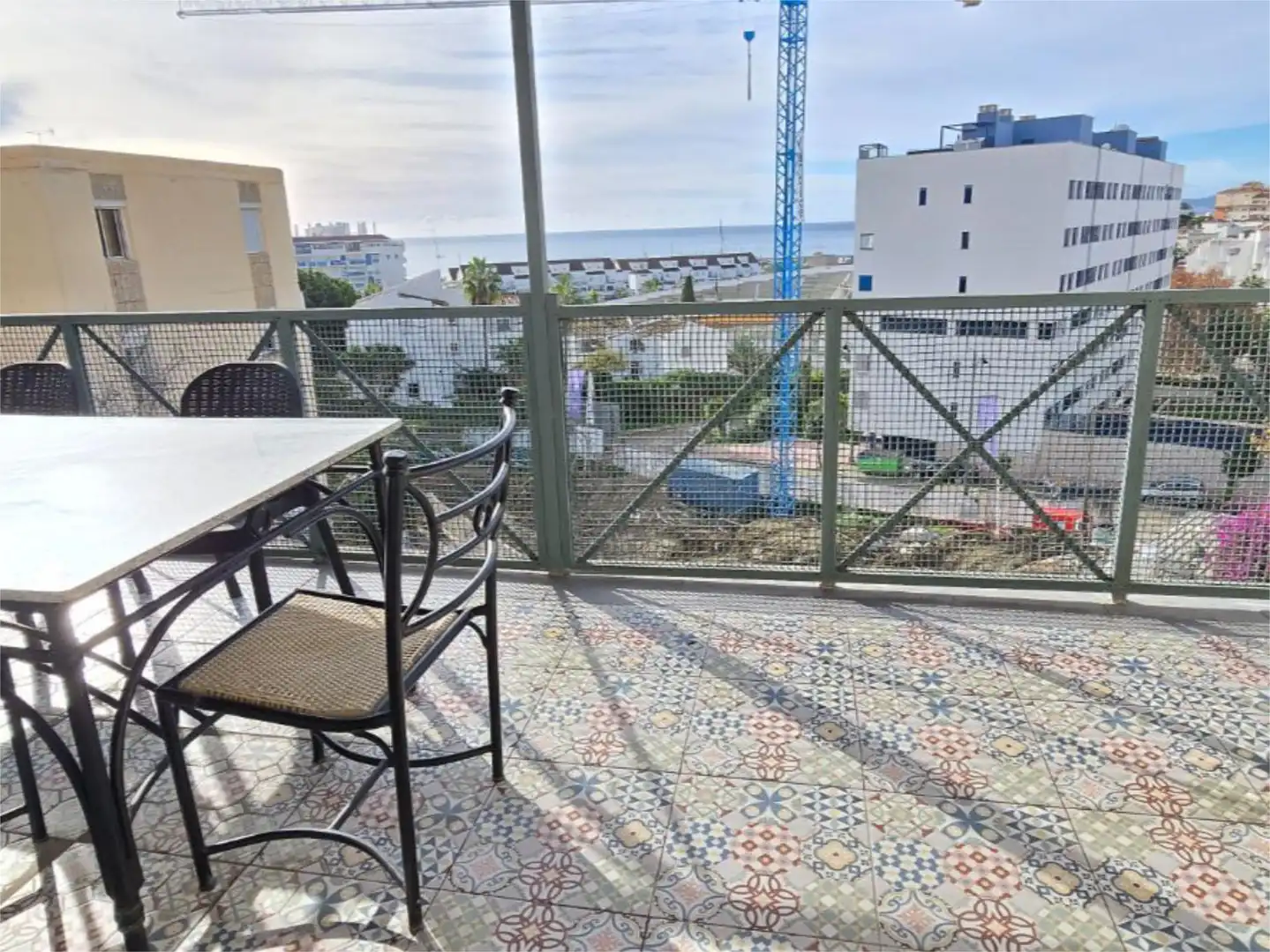 Terraza de Dúplex de alquiler en Estepona con Aire acondicionado, Calefacción y Amueblado