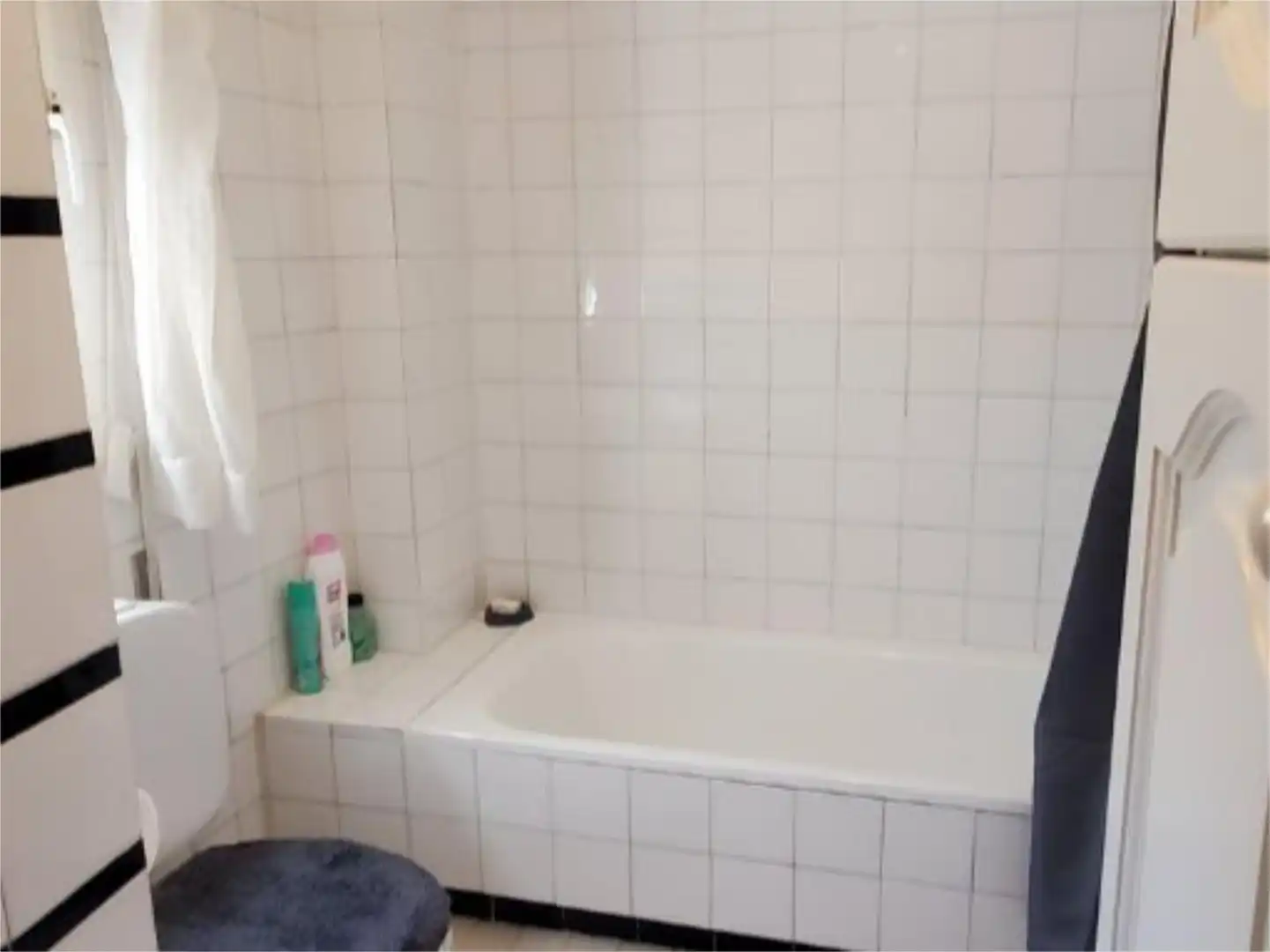 Baño de Dúplex de alquiler en Estepona con Aire acondicionado, Calefacción y Amueblado