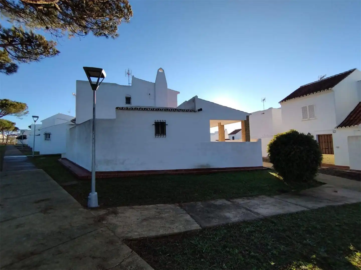 Casa adosada en venta en Sector T, 177, Caño Guerrero Vista exterior de Casa adosada en venta en Almonte con Terraza