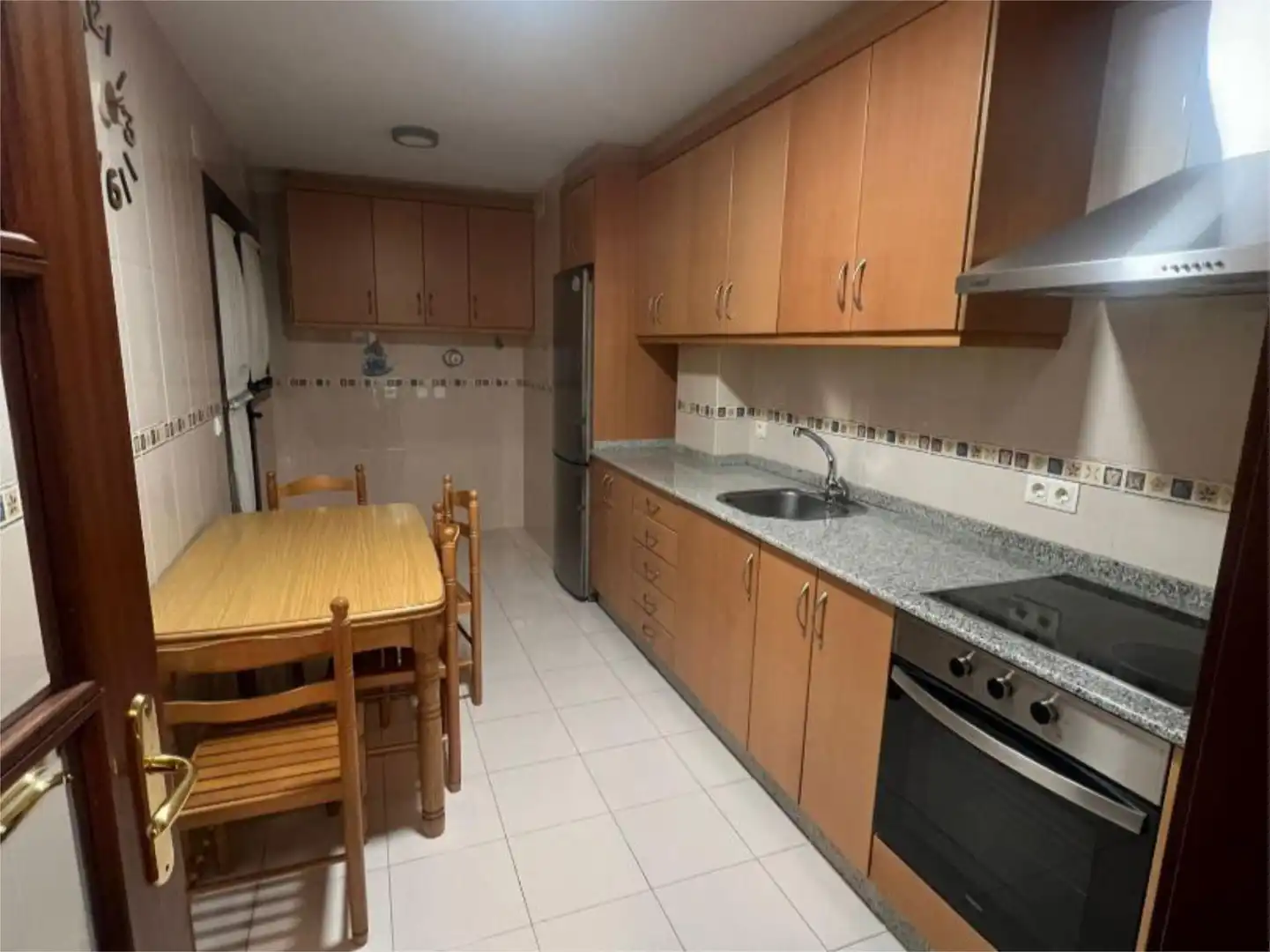 Flat for rent in Rúa das Palmeiras, 23, O Milladoiro Kitchen of Flat for rent in Ames with Heating, Parquet flooring and Storage room