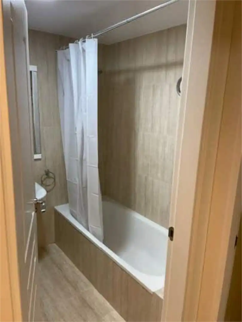 Bathroom of Flat for rent in Tudela  with Terrace