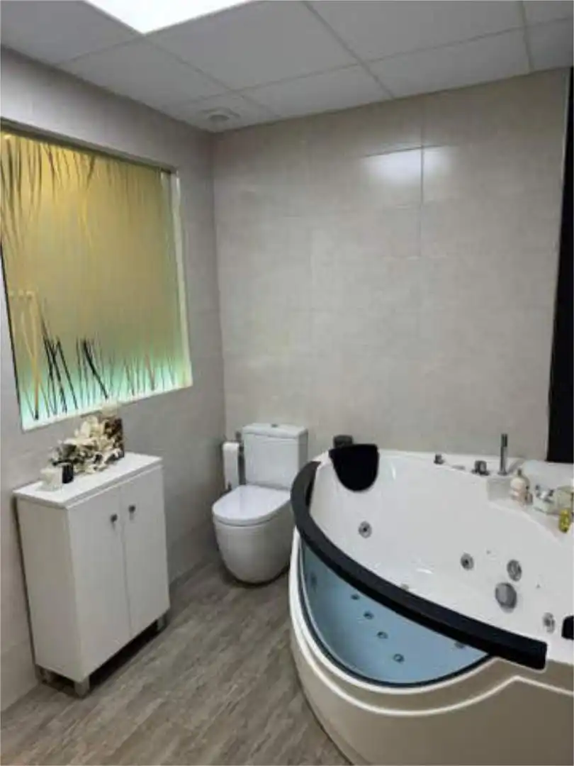 Piso en venta en Bujalance Baño de Piso en venta en Bujalance